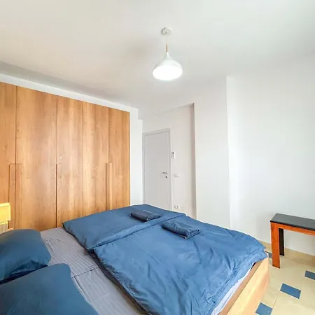 Marine Glow D40 Appartement *