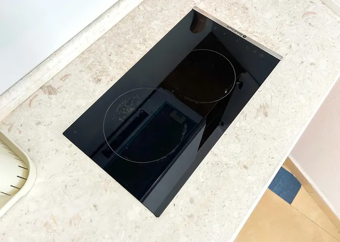 Marine Glow D40 Durrës